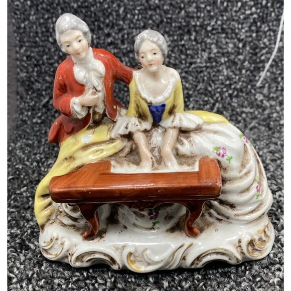 Marayama Hand Painted Porcelain Colonial Couple lot of 2 Made in Occupied Japan - Picture 1 of 15